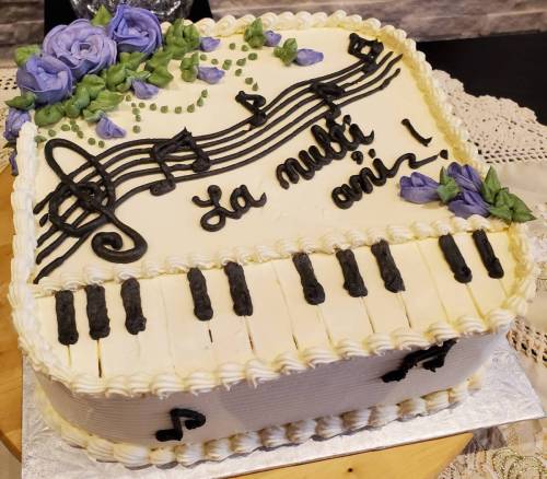 Piano Cake